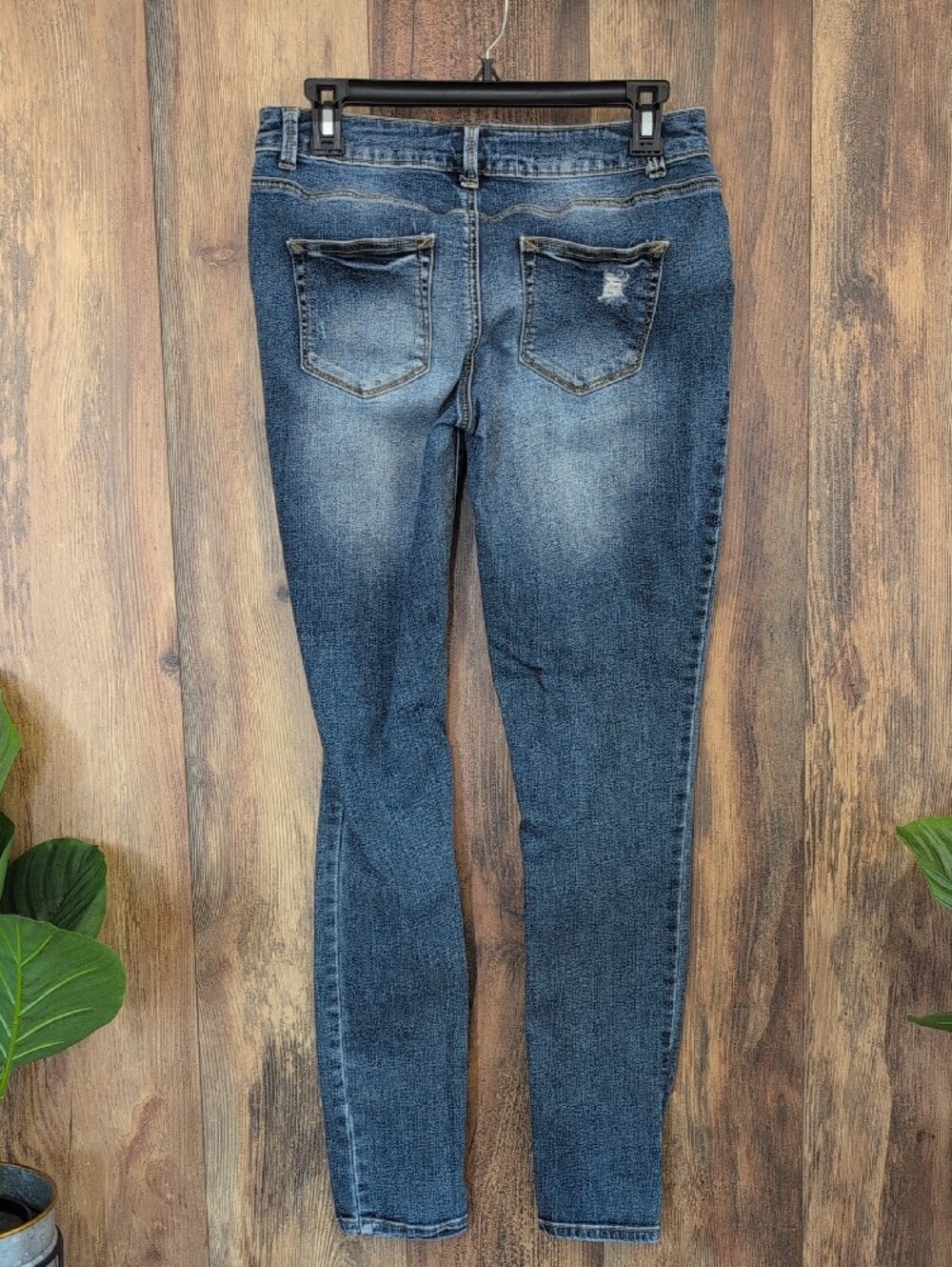Maurices Medium Blue Distressed Skinny Jeans M-Reg     753A